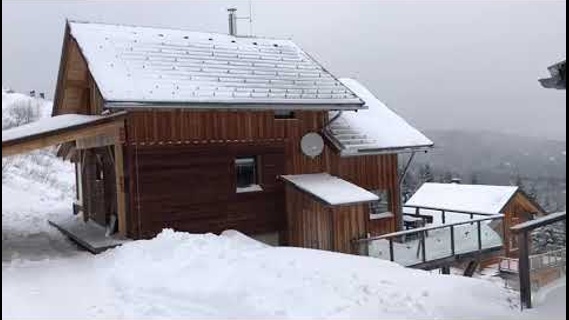 Herbert Hechler präsentiert ein traumhaftes Chalet in Kärnten