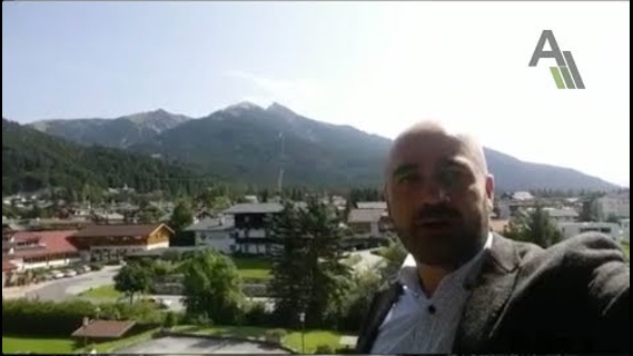 Fritz Schernthanner präsentiert die AlpenParks Resort Alpina Seefeld