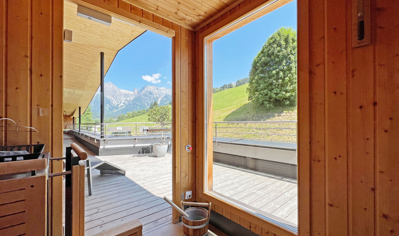 Wellnessbereich mit Sauna